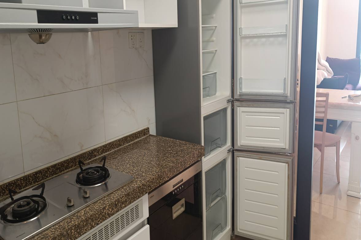 恒大南湖半岛  4室2厅2卫    3500.0元/月户型图