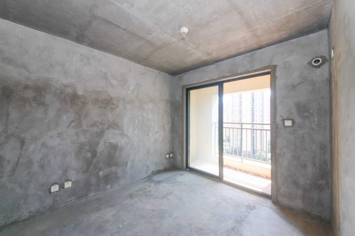 中海梅溪湖壹号  3室2厅1卫    168.0万卧室