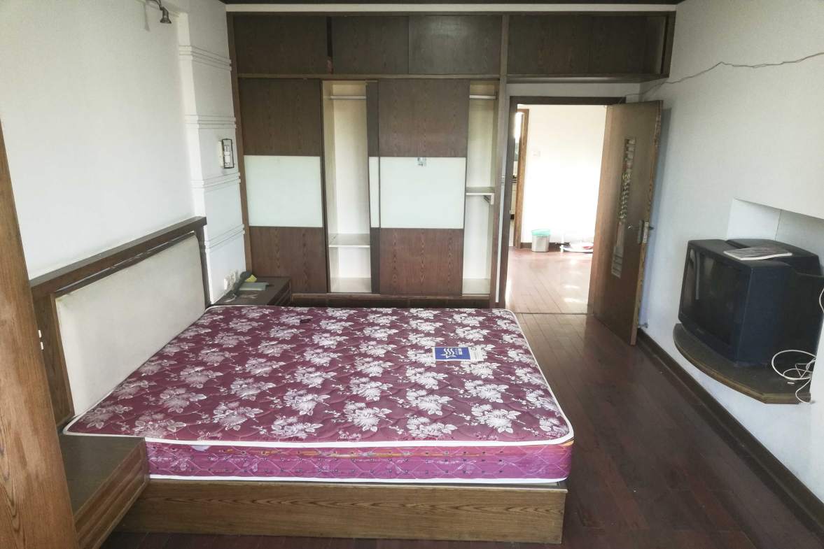 有色金属研究院（湖南有色金属研究院第一、二生活区）  3室2厅1卫   82.00万卧室