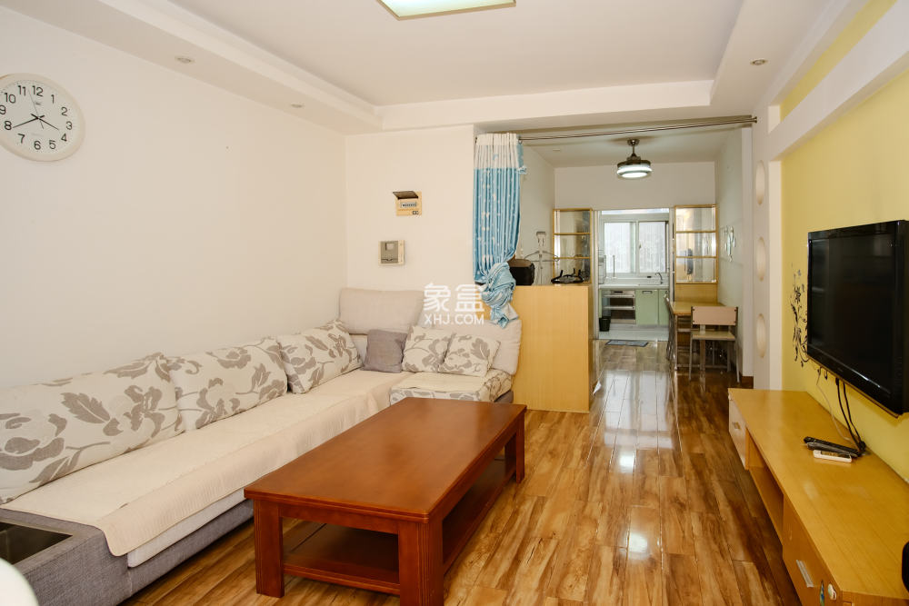 山水湾 3室2厅1卫 63.8万