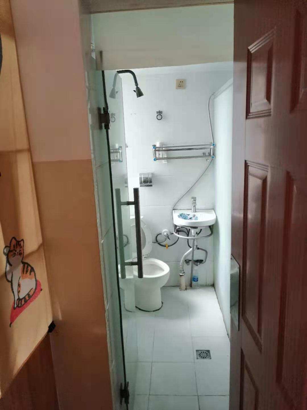 佛奥康桥水岸  3室2厅1卫    2000.0元/月室内图