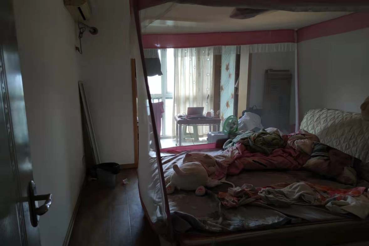 金色山庄  1室1厅1卫    2200.0元/月户型图