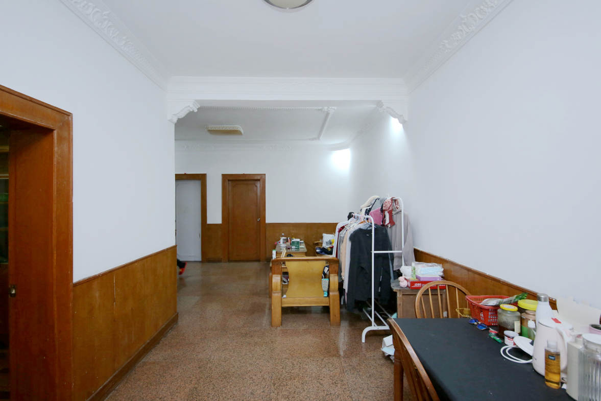 省建苑小区  3室2厅1卫    67.4万客厅