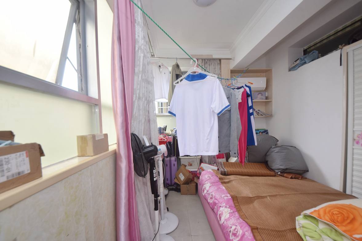 兴威新嘉园  2室2厅1卫    128.0万卧室