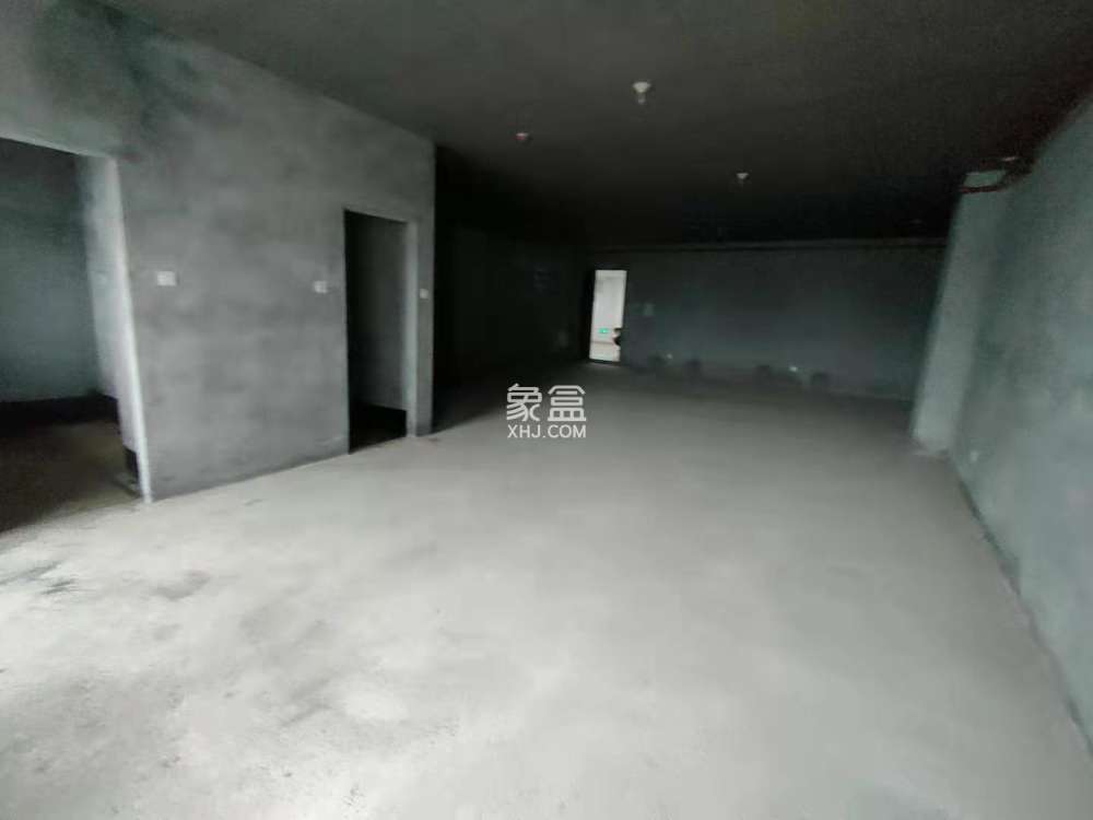 和悦城(蟠龙景苑)   135.0㎡      2600.0元/月室内图