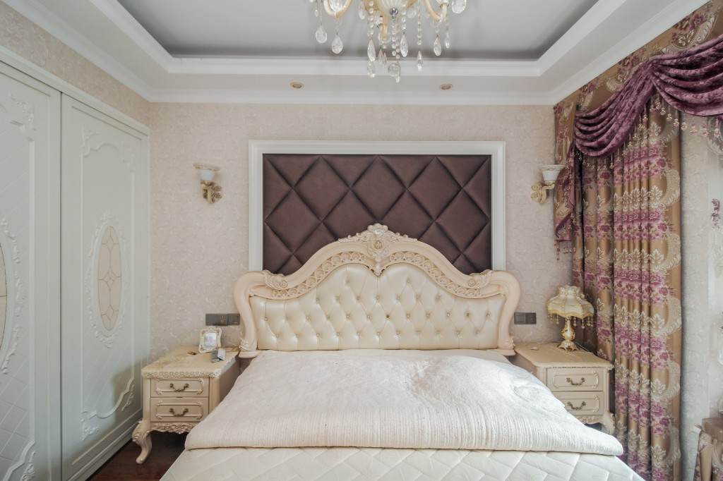 辉宏橄榄城  4室2厅1卫    97.6万卧室