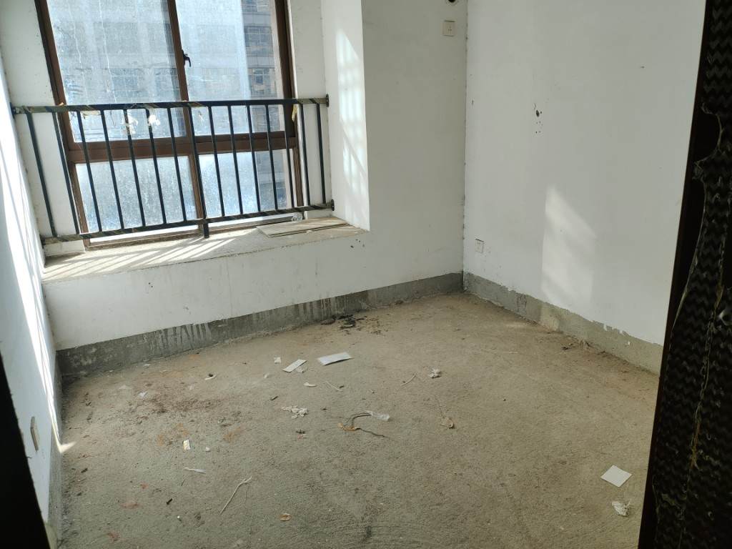 湖湾世景  3室2厅1卫    1500.0元/月室内图