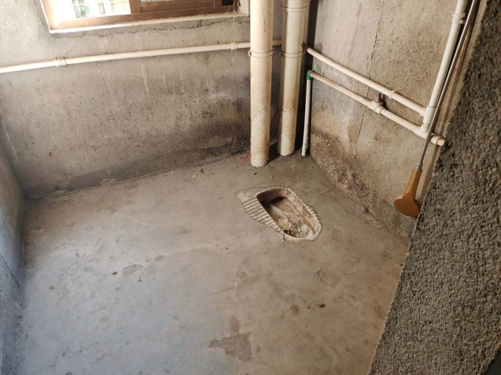 湖湾世景  3室2厅1卫    1500.0元/月室内图