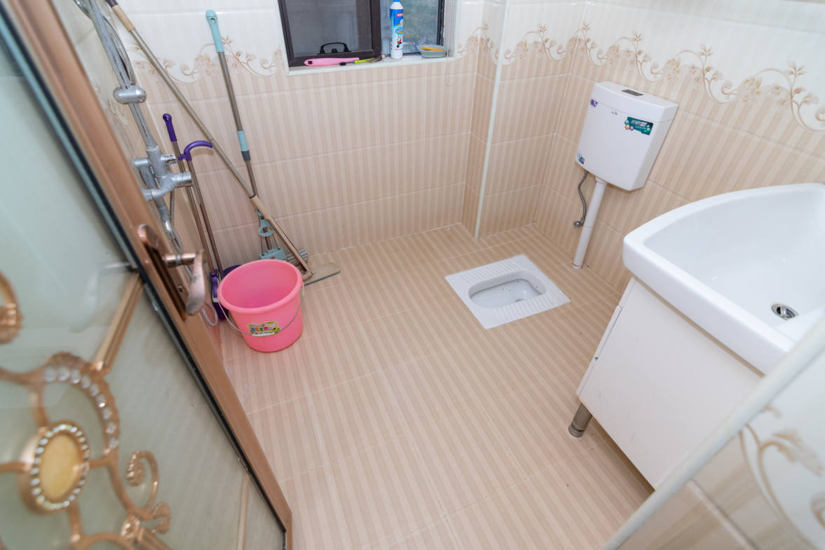 润和紫郡一期  2室2厅1卫    73.0万 润和紫郡一期  2室2厅1卫    73.0万卫生间