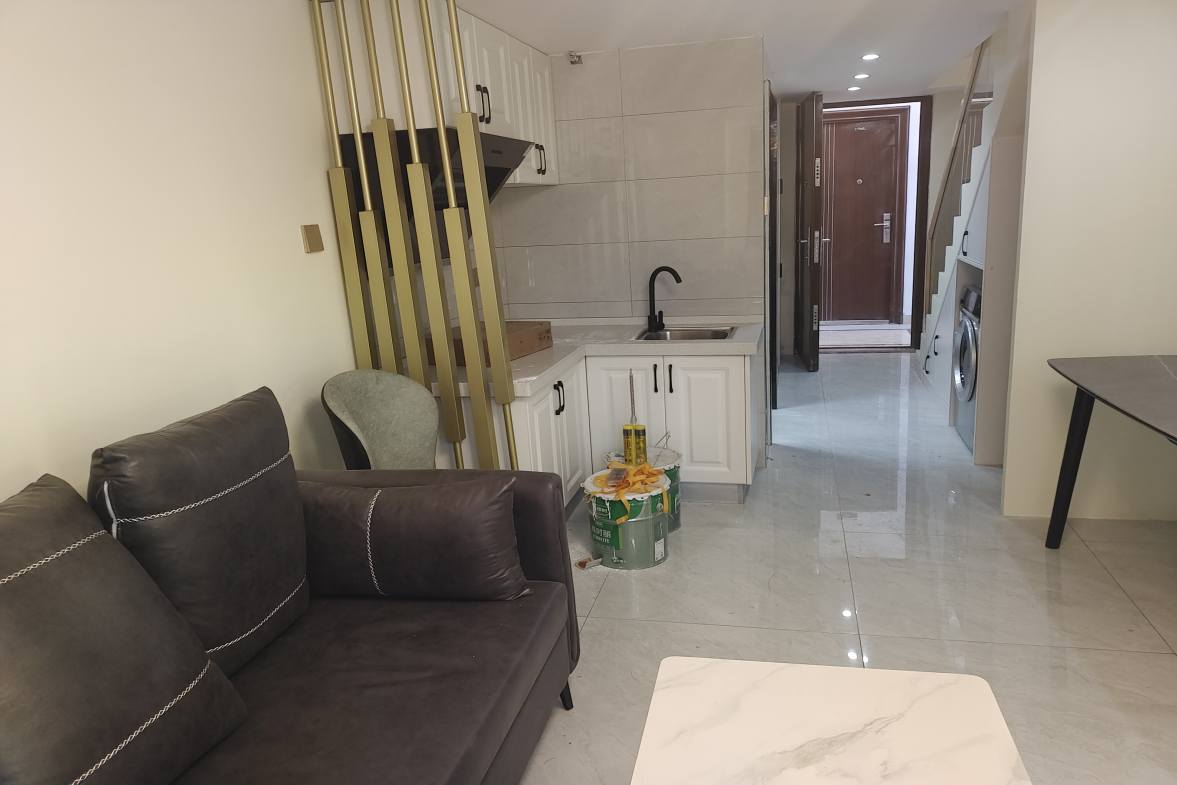 正荣悦玺  2室1厅1卫    2600.0元/月室内图