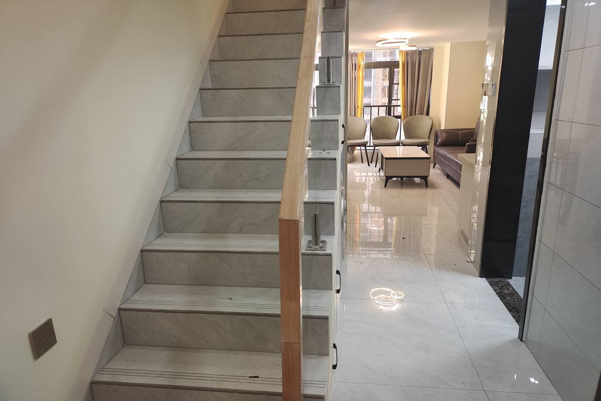 正荣悦玺  2室1厅1卫    2600.0元/月室内图