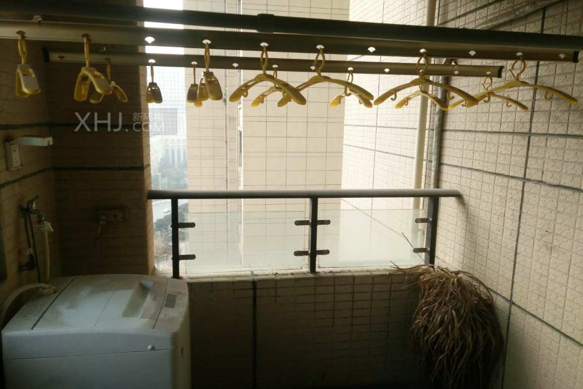 复地雍湖湾 1室1厅1卫 2500.0元/月 复地雍湖湾 1室1厅1卫 2500.0元/月室内图