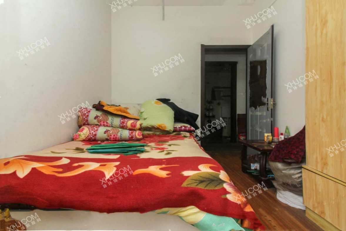 左右小区  2室2厅1卫    1800.0元/月室内图