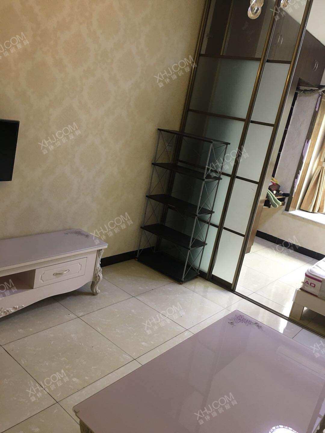 大地新光华 1室1厅1卫 1600.0元/月 大地新光华 1室1厅1卫 1600.0元/月室内图