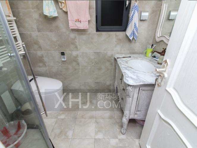 中铁丶西子香荷  3室2厅1卫   280.00万客厅