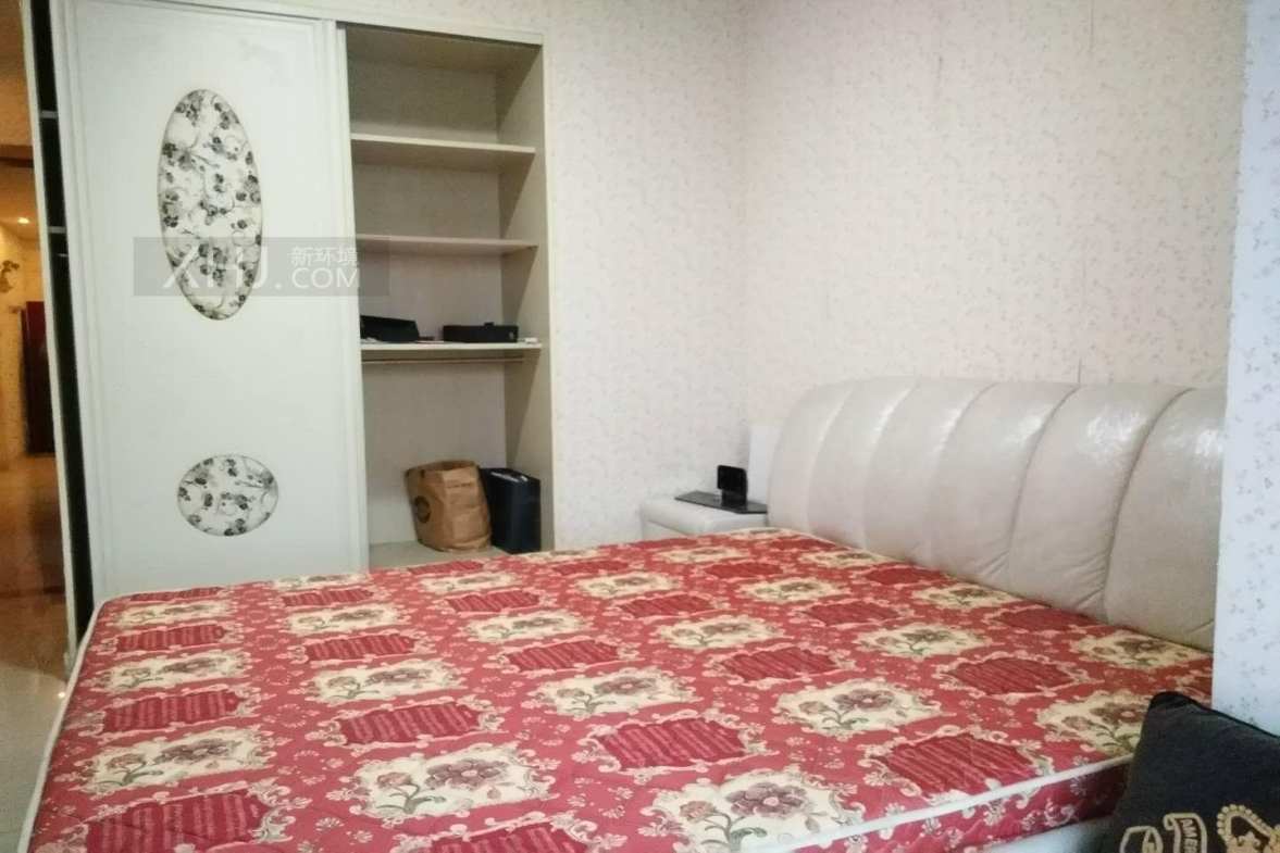 千和馨城  2室2厅1卫    2300.0元/月室内图