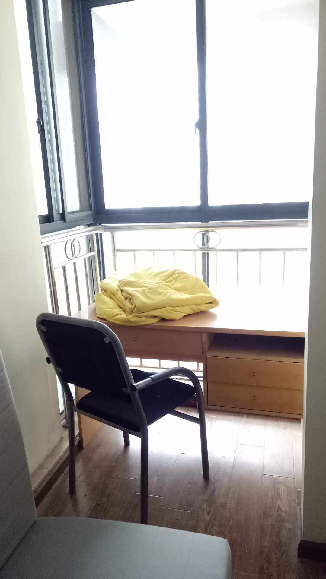 阳曦芙蓉城  2室2厅1卫    2600.0元/月 阳曦芙蓉城  2室2厅1卫    2600.0元/月室内图