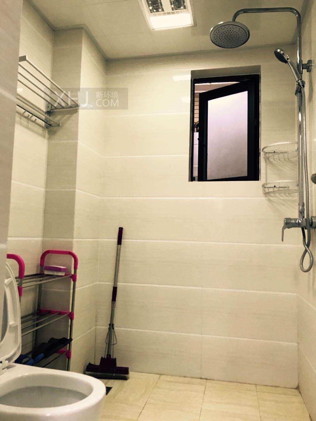 华润凤凰城三期  3室1厅1卫    3300.0元/月室内图