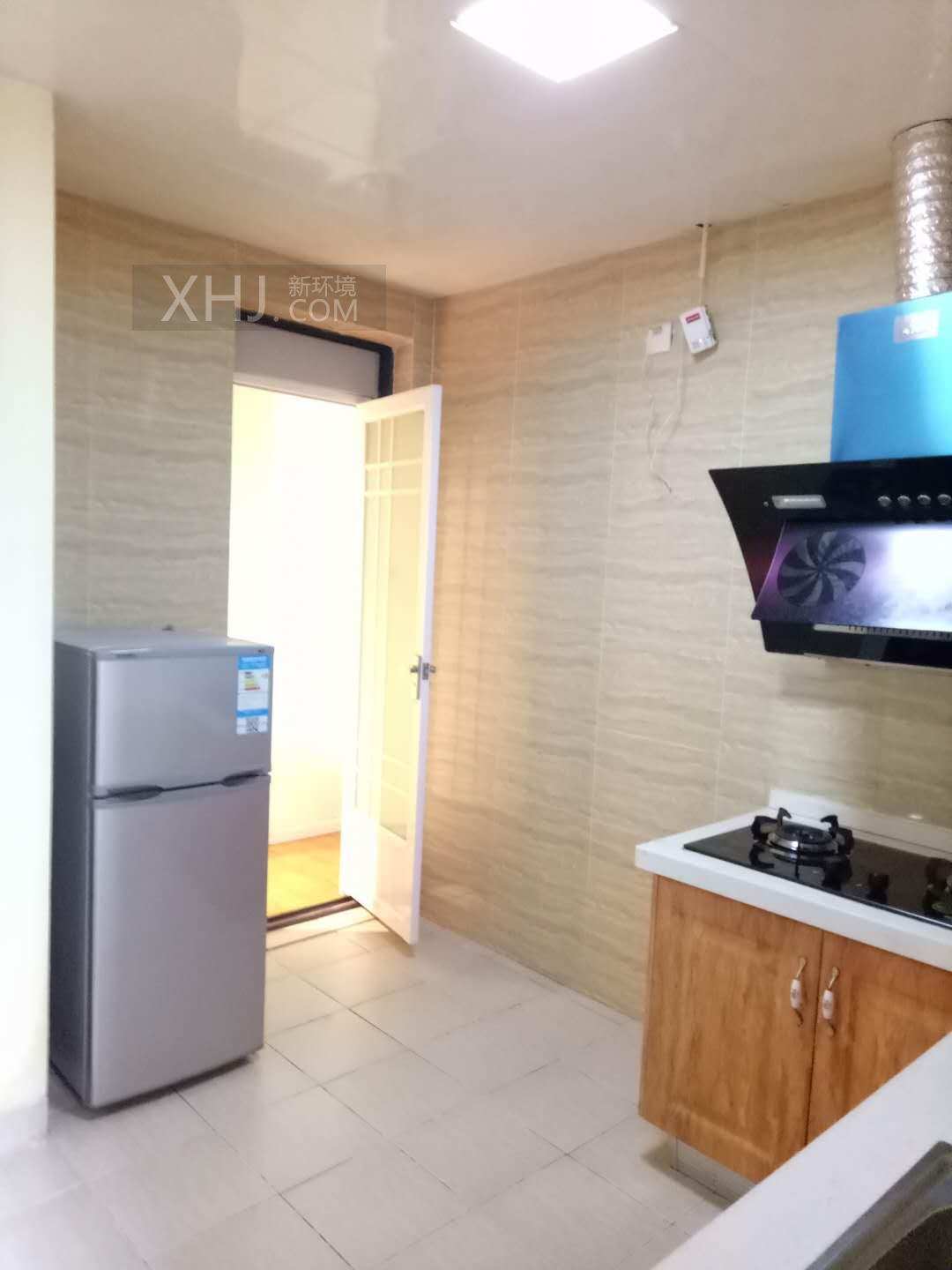 智地哥谭LOFT公寓  1室1厅1卫    2400.0元/月 智地哥谭LOFT公寓  1室1厅1卫    2400.0元/月室内图