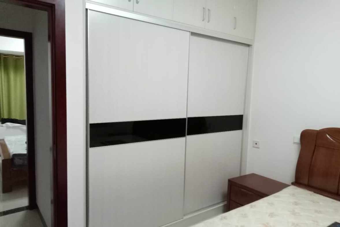 中信城佐岸  3室2厅1卫    2000.0元/月室内图1