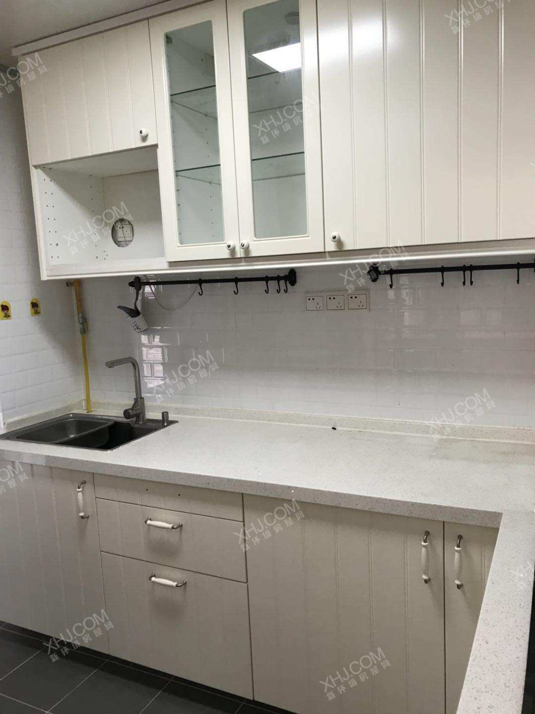 峰度天下  3室1厅1卫    5000.0元/月室内图