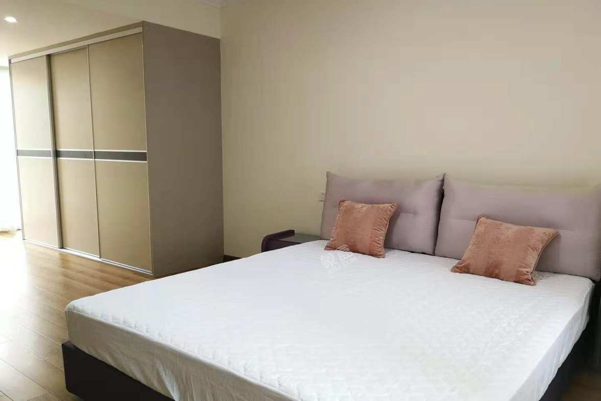 汇锦城A区  3室2厅2卫    6500.0元/月室内图