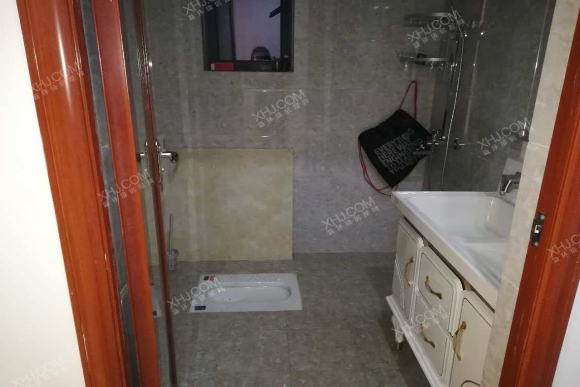 润莱金座  2室1厅1卫    3500.0元/月 润莱金座  2室1厅1卫    3500.0元/月室内图