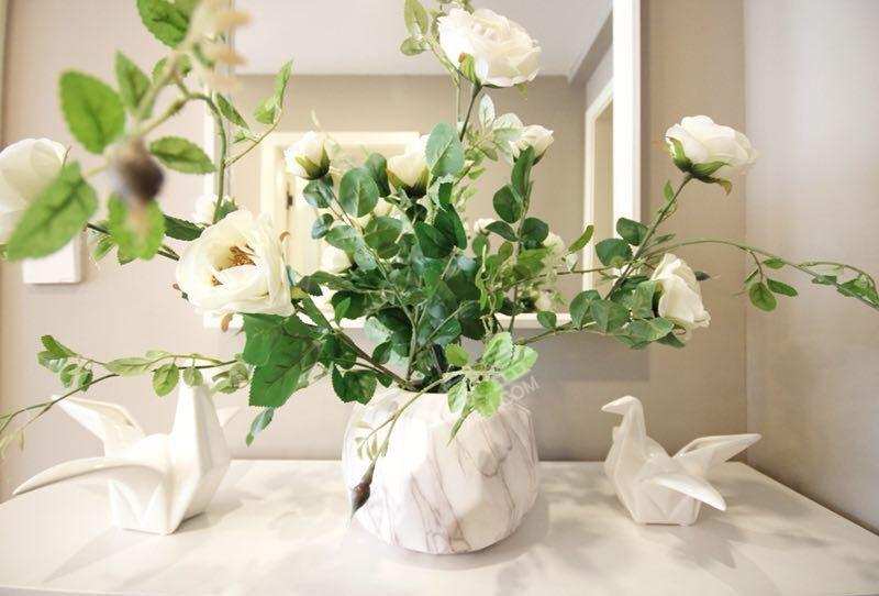 两江国际  3室2厅2卫    6500.0元/月 两江国际  3室2厅2卫    6500.0元/月室内图