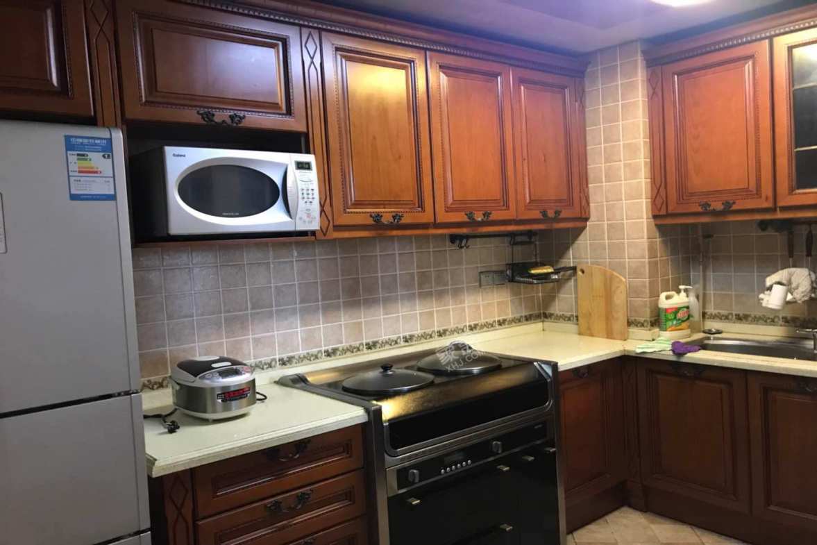 华润凤凰城一期  3室2厅2卫    6500.0元/月室内图