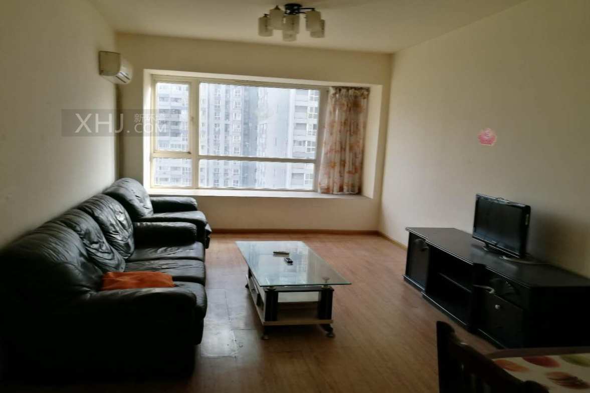 华府世家  2室1厅1卫    1800.0元/月室内图