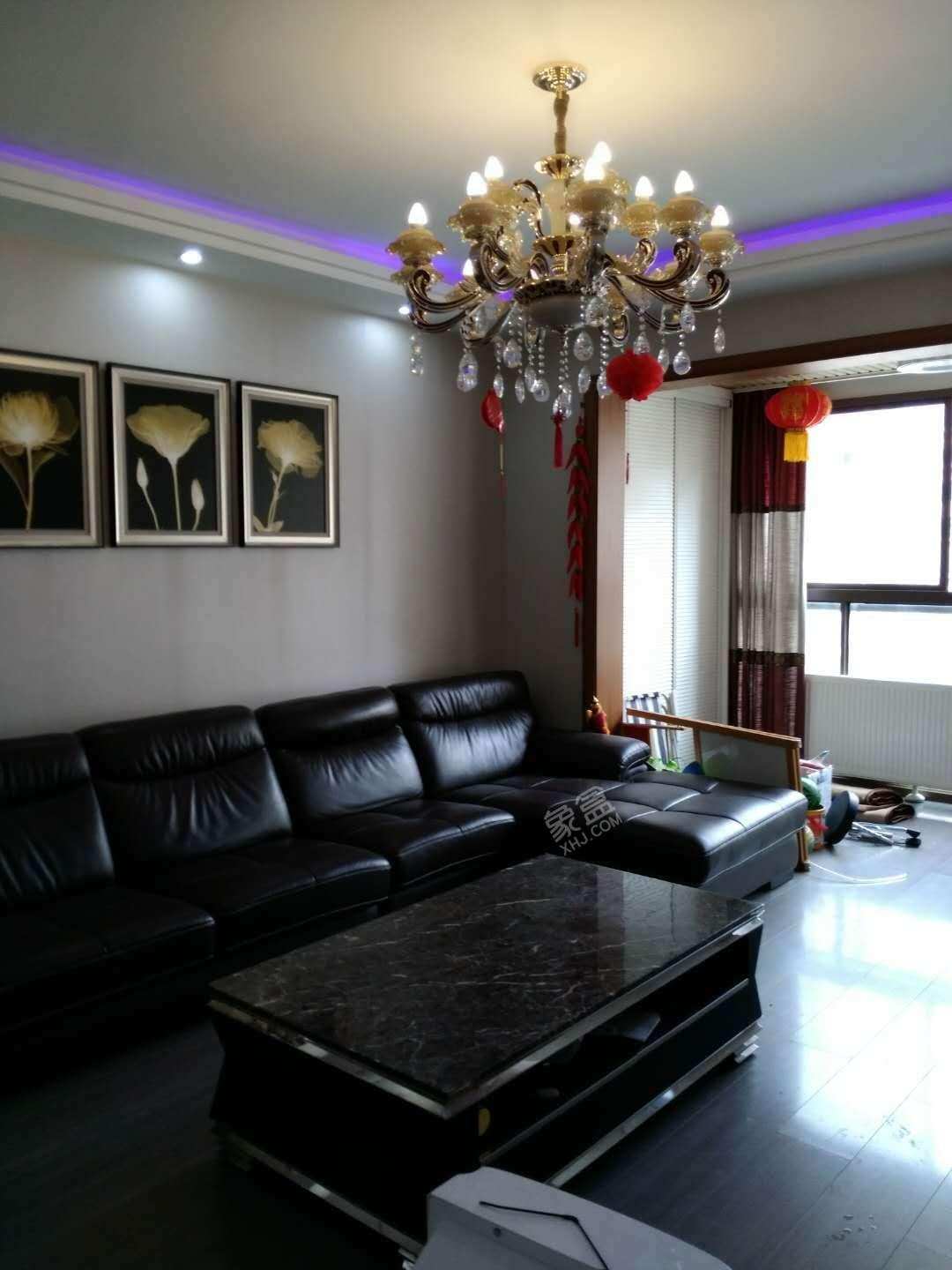 天悦府  3室2厅2卫    6000.0元/月 天悦府  3室2厅2卫    6000.0元/月室内图