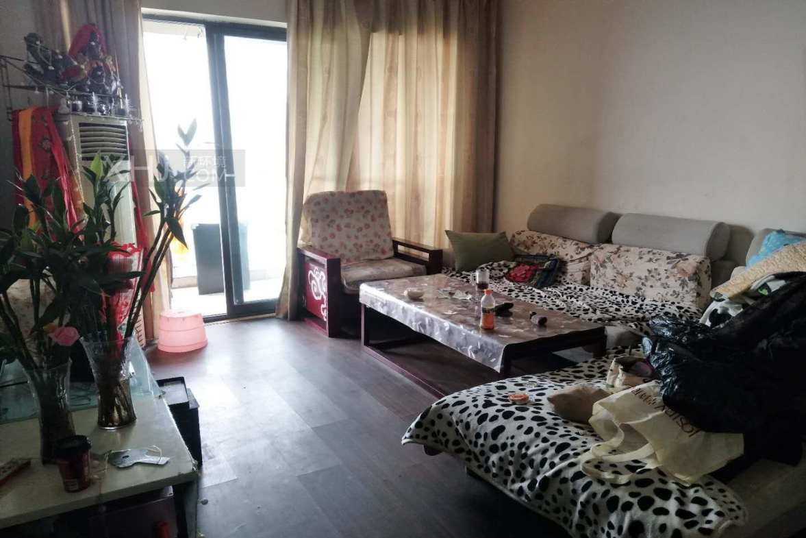 紫芸金沙  2室2厅1卫    2500.0元/月室内图