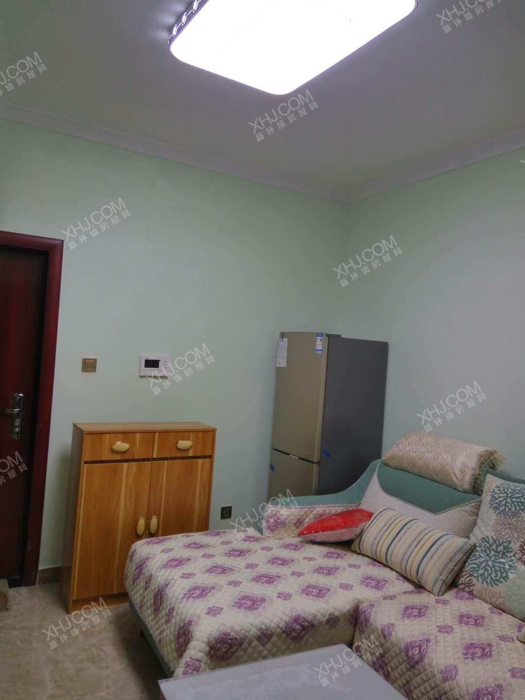 南湖春天  1室1厅1卫    1400.0元/月室内图