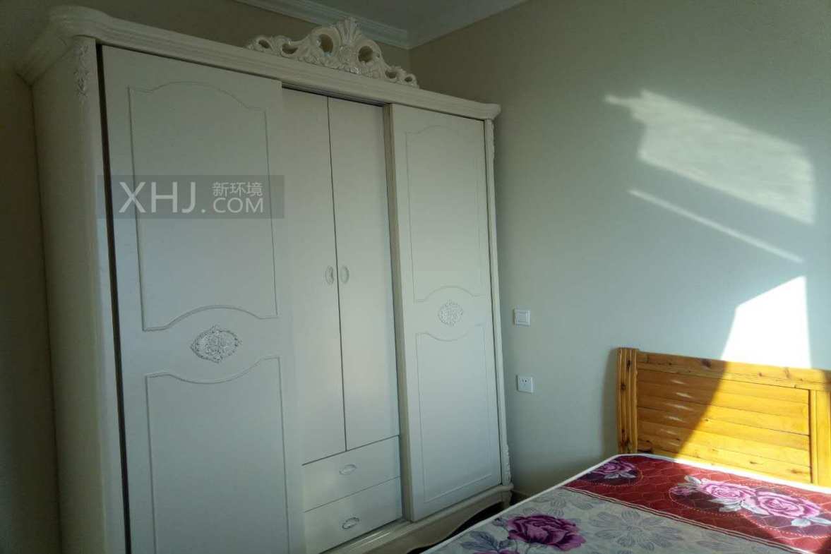 南湖春天  2室2厅1卫    1800.0元/月室内图