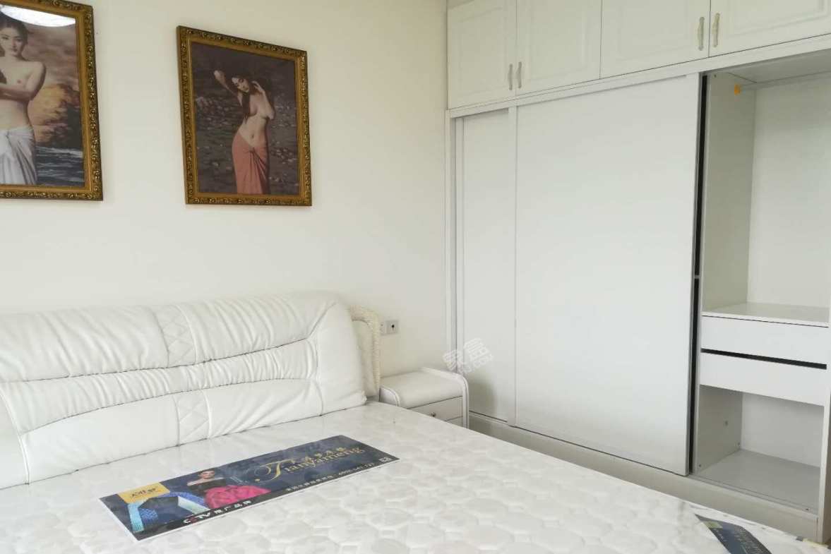 润莱金座  2室1厅1卫    3800.0元/月室内图