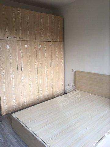 万锦城  3室2厅2卫    2400.0元/月 万锦城  3室2厅2卫    2400.0元/月室内图