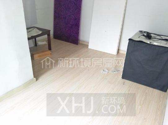 皇冠花园  4室2厅1卫    3600.0元/月 皇冠花园  4室2厅1卫    3600.0元/月室内图