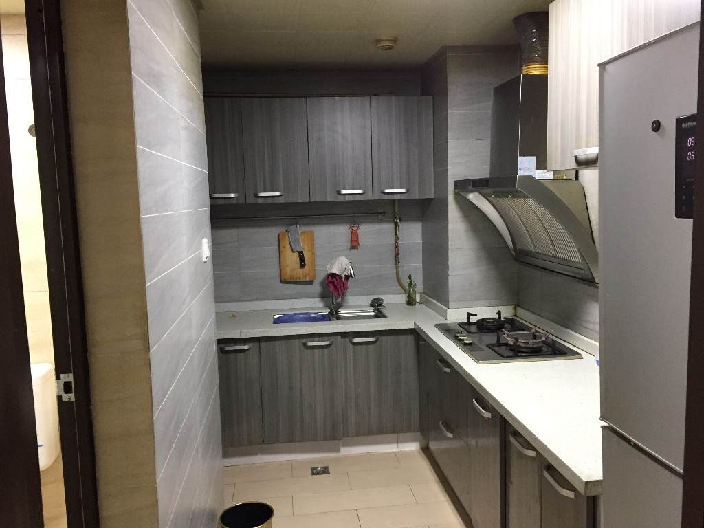 橙花风景  2室2厅1卫    2200.0元/月室内图