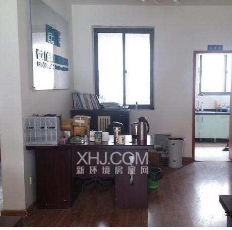 中大君悦金沙一期  3室2厅1卫    3600.0元/月室内图