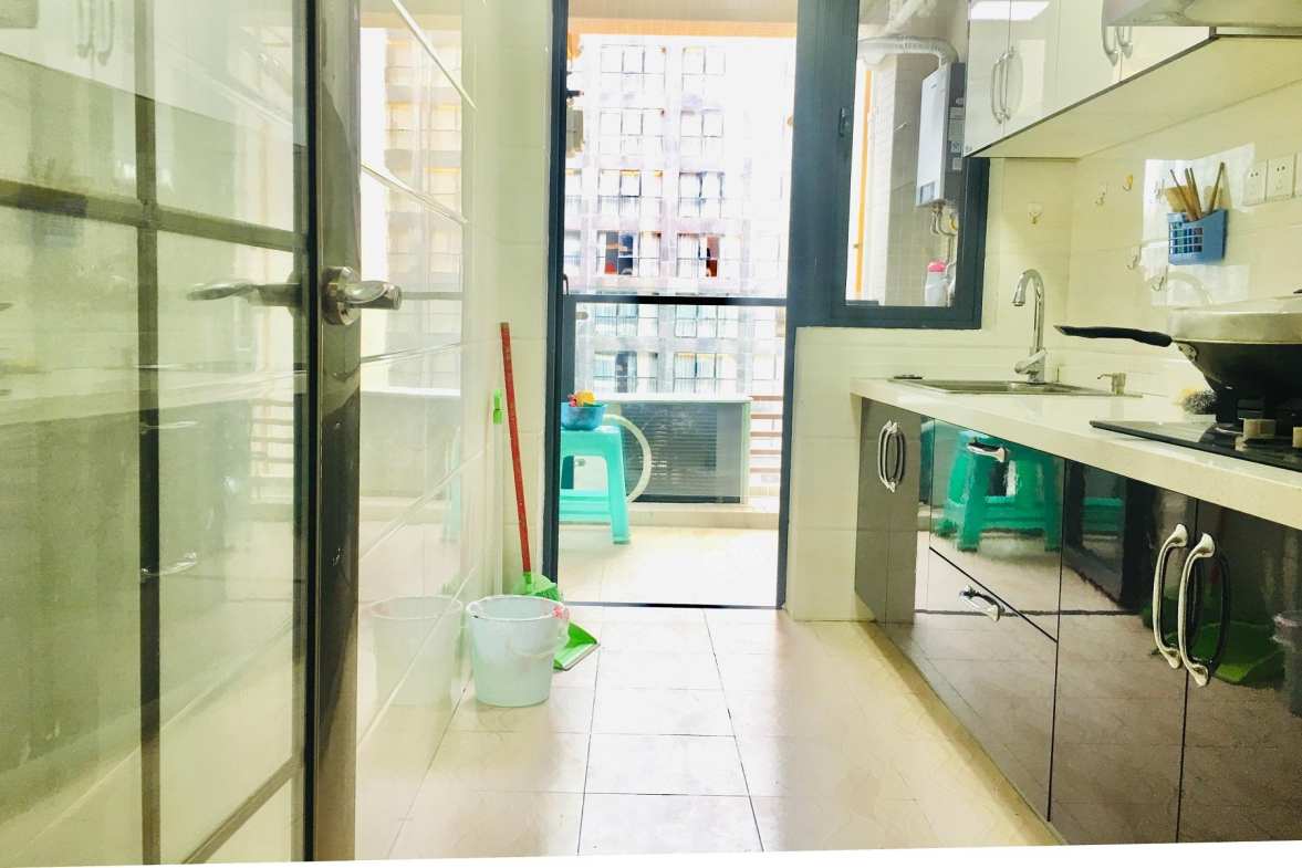 航天城上城  2室2厅1卫    3500.0元/月室内图