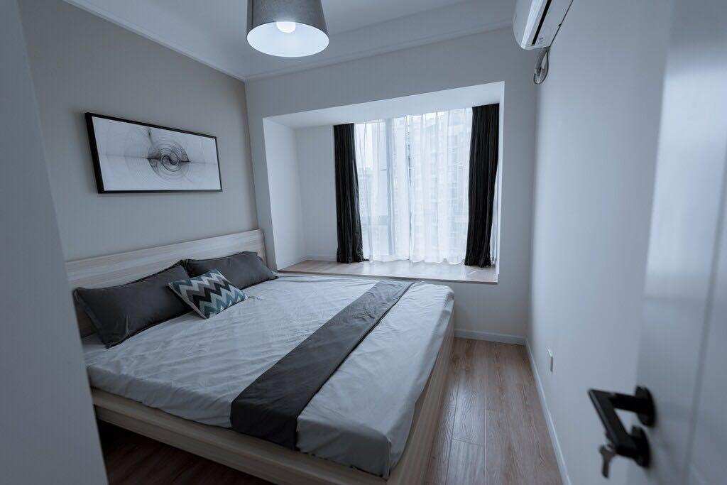 中洲锦城湖岸  2室1厅1卫    4800.0元/月室内图