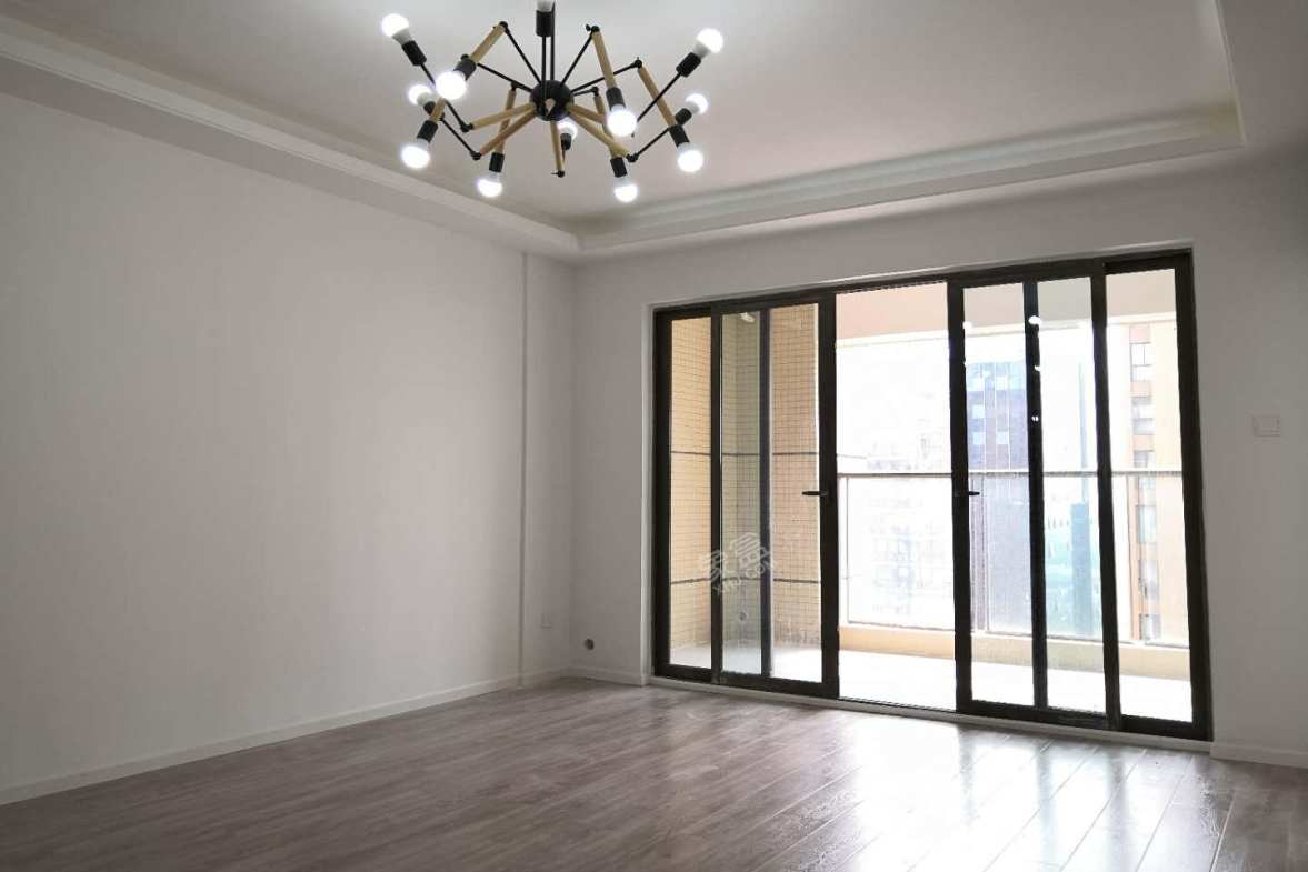 中洲锦城湖岸  3室1厅1卫    4700.0元/月 中洲锦城湖岸  3室1厅1卫    4700.0元/月室内图