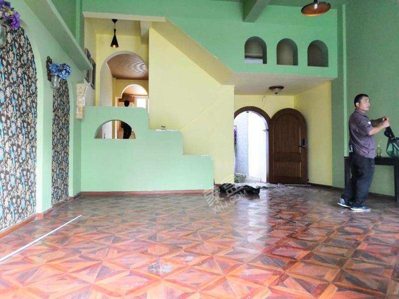 三利宅院白云渡  4室3厅5卫    10000.0元/月 三利宅院白云渡  4室3厅5卫    10000.0元/月室内图