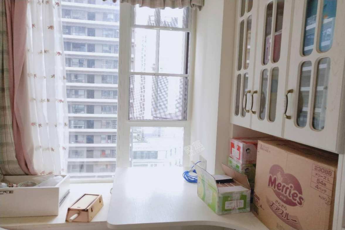 一品CG  3室2厅2卫    3600.0元/月 一品CG  3室2厅2卫    3600.0元/月室内图