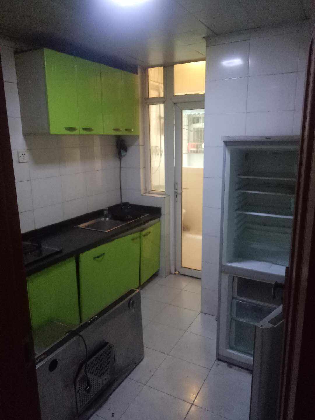 光华馨地  2室2厅1卫    2400.0元/月室内图