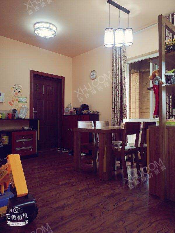 朗基龙堂  2室1厅1卫    2600.0元/月室内图