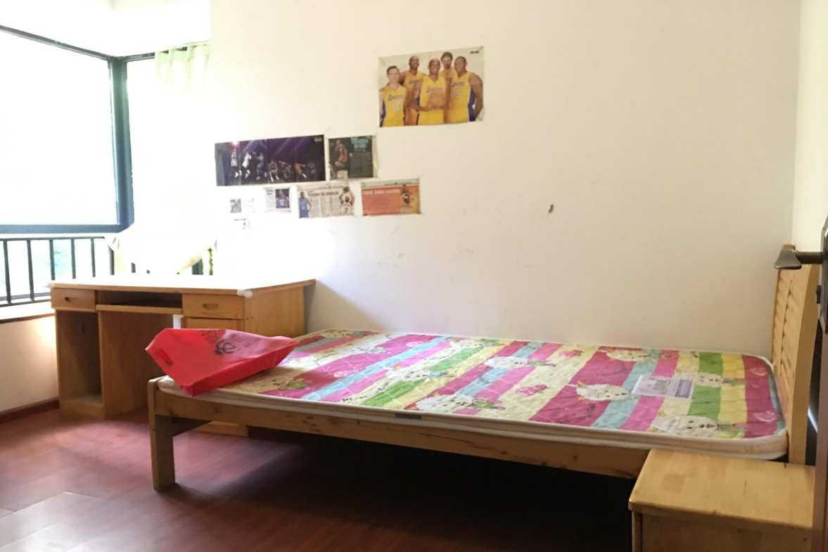 华润凤凰城一期  3室2厅2卫    3800.0元/月室内图