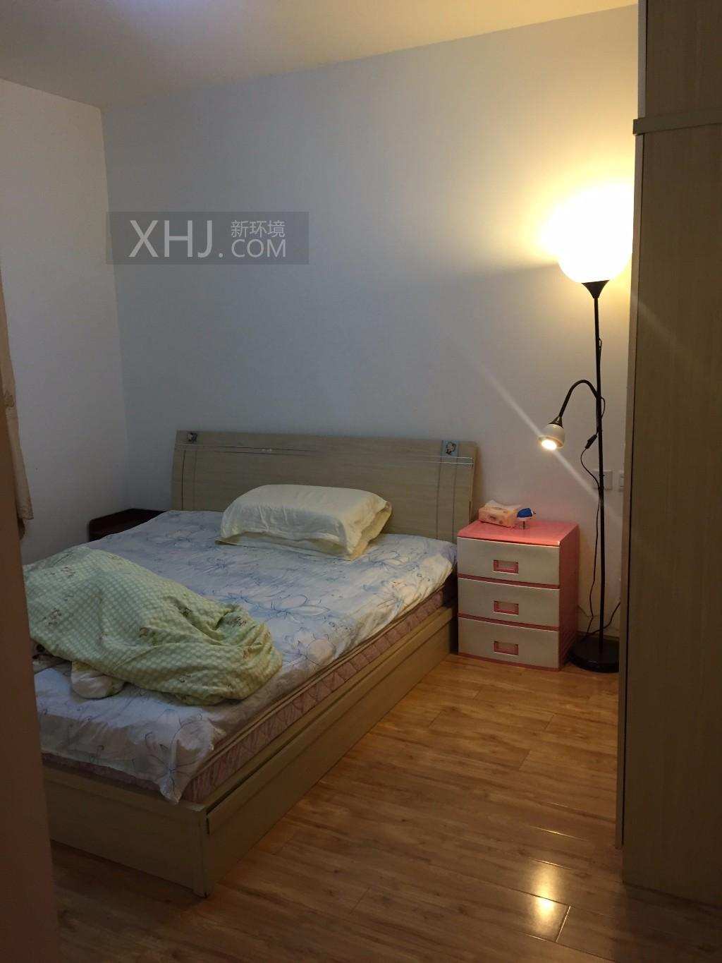 清水河畔  1室1厅1卫    1500.0元/月 清水河畔  1室1厅1卫    1500.0元/月室内图