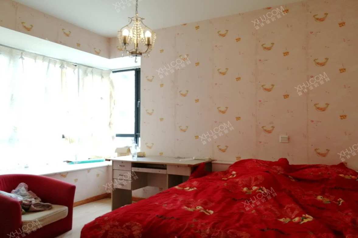 华润凤凰城一期  3室2厅2卫    4500.0元/月室内图