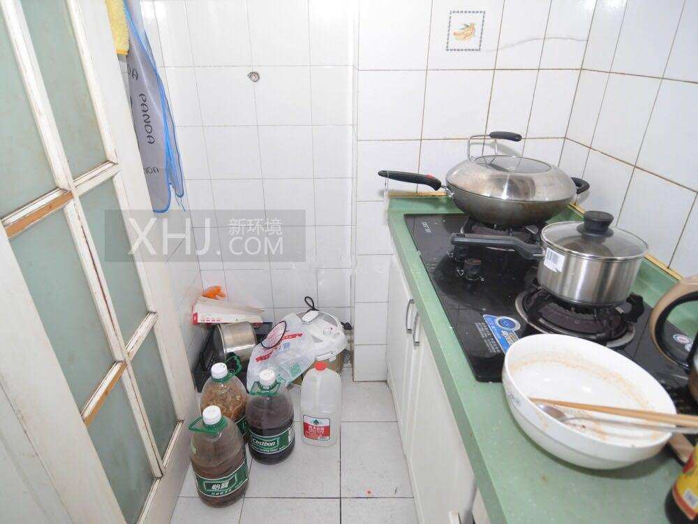 海棠月色  1室1厅1卫    92.0万客厅